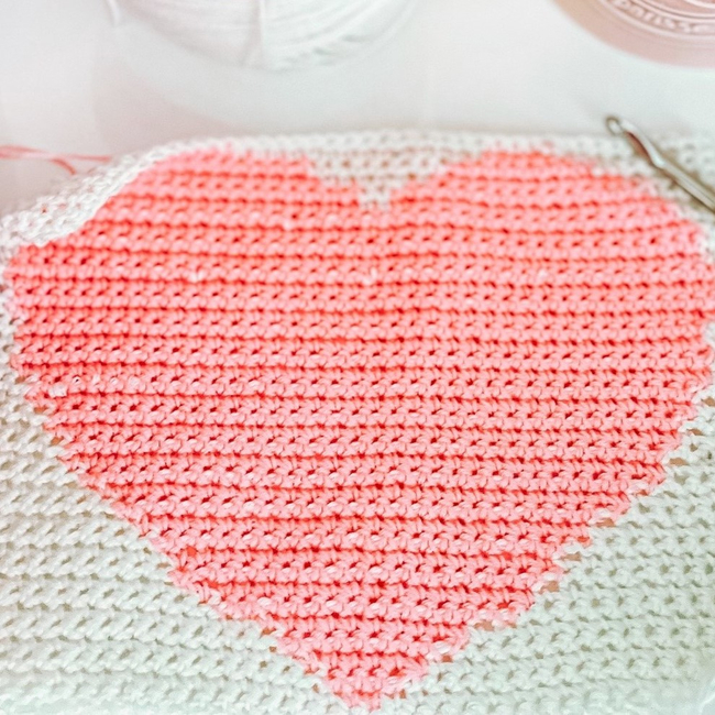 How To Crochet A Heart Bag - Crocheted World