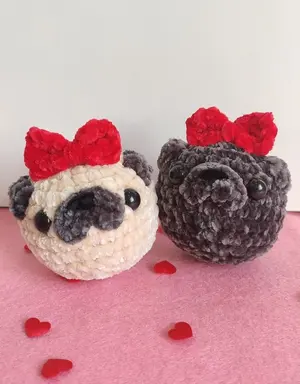 Pug Ball with Bow