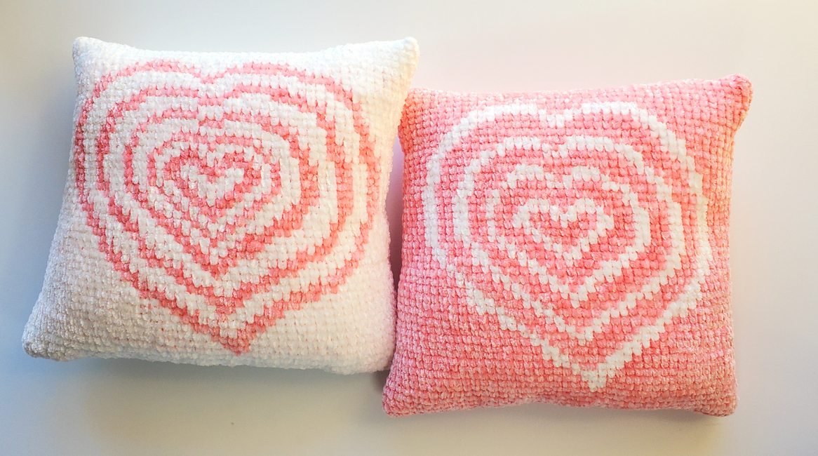 How to crochet Radiating Heart Pillow - HandmadebyRaine