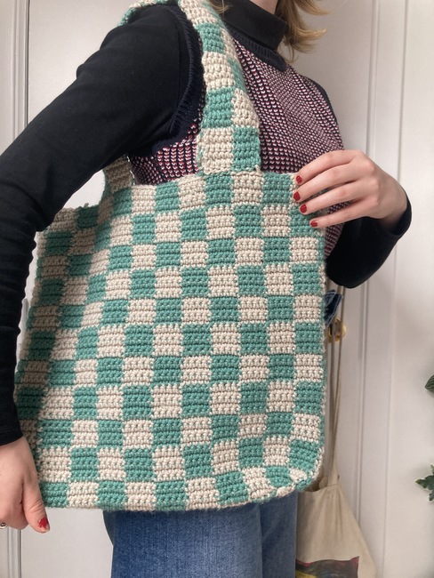 checkered tote bag