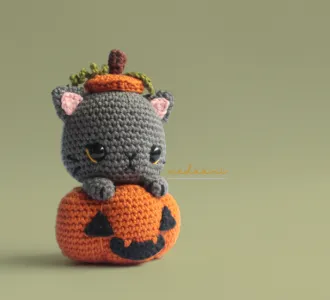 Halloween Pumpkin Cat Amigurumi