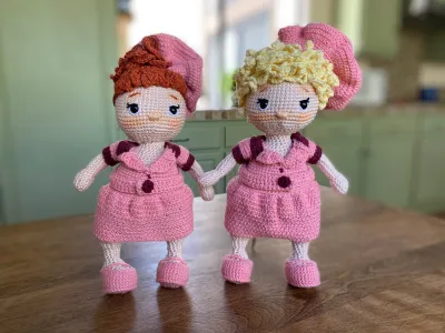 Lucy & Ethel crochet amigurumi dolls // I Love Lucy