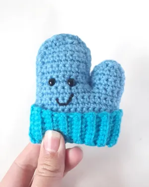 Amigurumi winter mitten