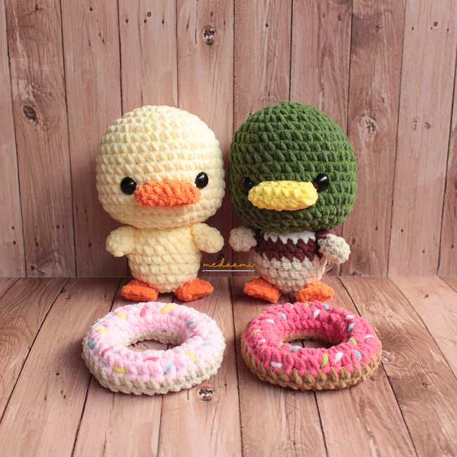 Crochet Duck Amigurumi Cute Chunky Plush Stuffed Animal Kawaii Gift 