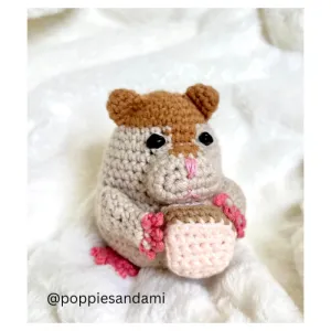 Dani The Dwarf Hamster (with mini bread) Pattern