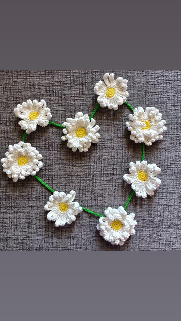 Crochet Garland Pattern, Daisy Garland Crochet Pattern, Crochet Flower  Garland Pattern, Spring Flower Crochet Pattern, Daisy Chain Crochet -   Canada