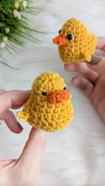 Crochet Duck Pattern Micro Toy Duckling Amigurumi: Make Your 