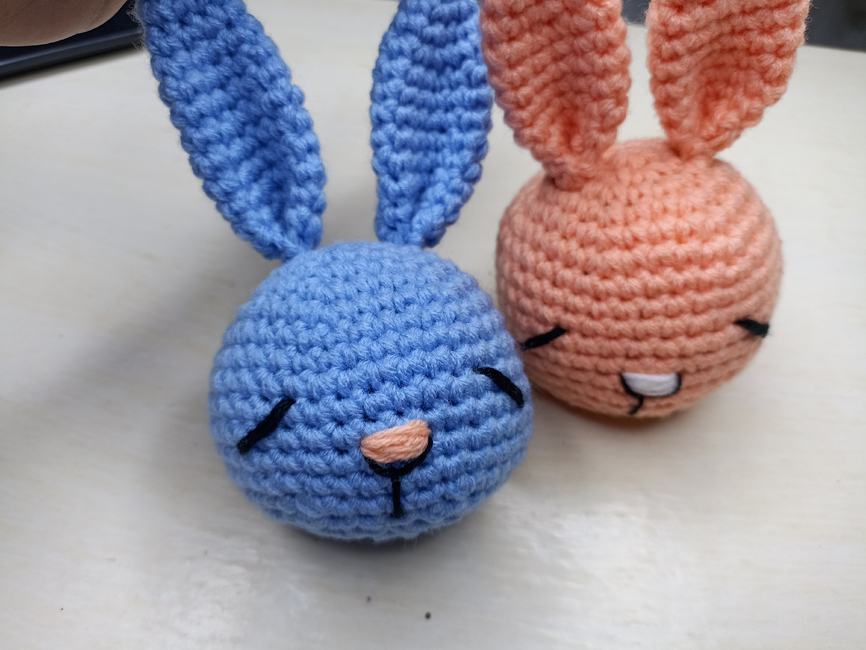 Help with bunny's eyes - Crochet 🧶 - Ribblr community