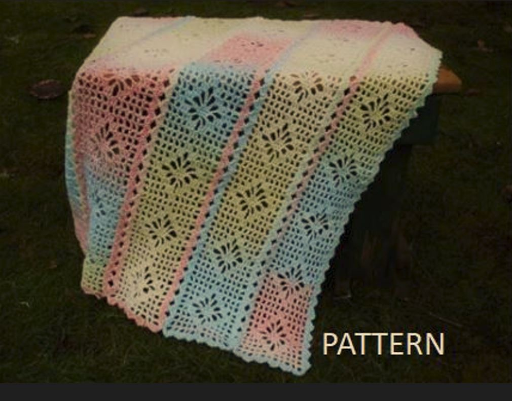 Lacy Diamonds Baby Blanket: Crochet pattern