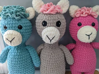 Pinky the Llama Crochet Pattern