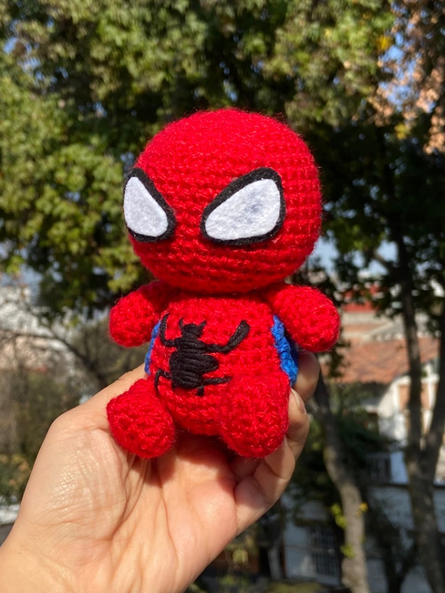 Peluche Spiderman 15cm