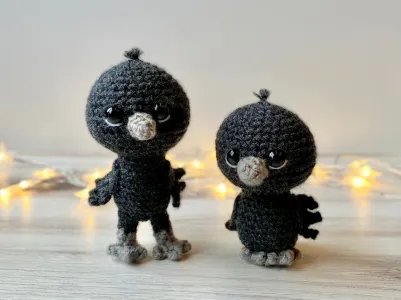 Carolina the Crow - Crochet Pattern for Standing and Sitting Versions