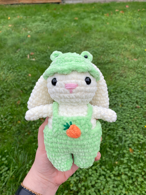 How to make an Easy Crochet Bunny Backpack- Free Pattern - A Crafty Concept