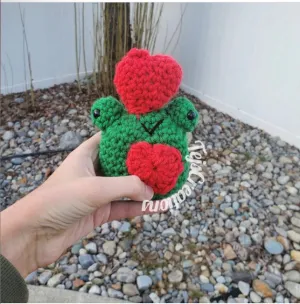 Heart Frog Amigurumi Crochet Pattern