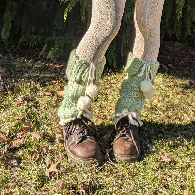 Forest fairy legwarmers: Crochet pattern