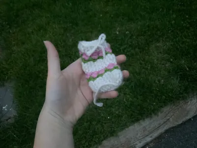 small flower pouch