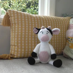 Dot the Baby Cow crochet pattern