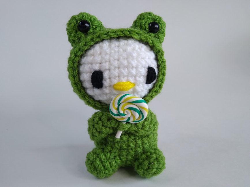 FREE Hello Kitty Frog Plushie: Crochet pattern