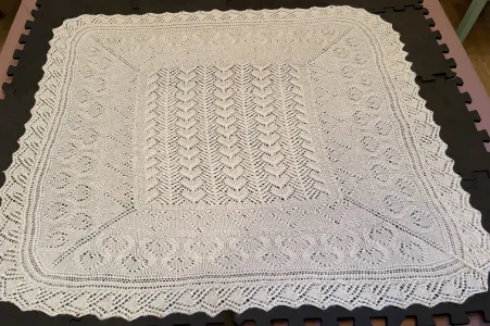 Nr. 695 Heart babyblanket