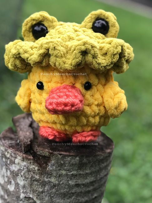 Frog Hat Piggy Ready to Ship Ergonomic Crochet Hook – Hook Ewe