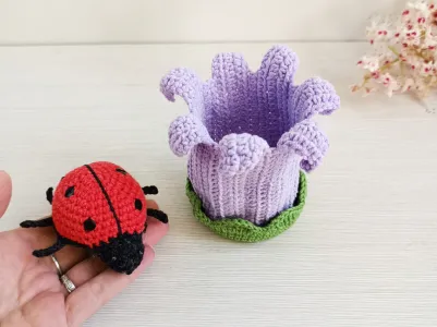 Ladybug and Flower as play set