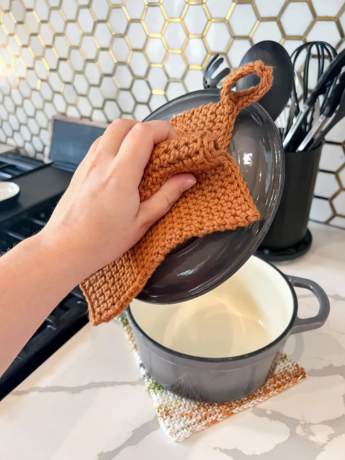 How to Crochet a Double Thick Potholder 