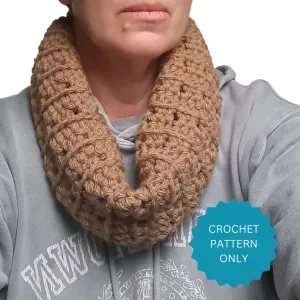 Eyelet Ribbed Chunky Cowl