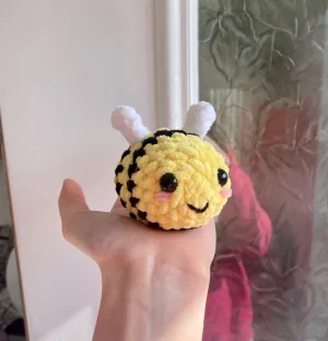 Crochet Small Bee Pattern