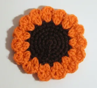 Easy Daisy Flower Coaster: Free Crochet Pattern - OkieGirlBling'n'Things