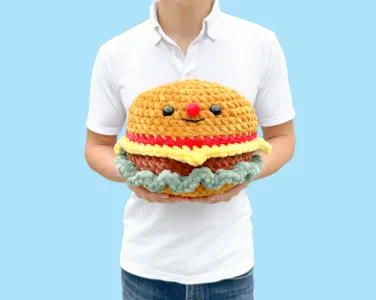 No-Sew Giant Burger