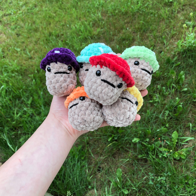 FREE mooshi the mini mushroom crochet: Crochet pattern