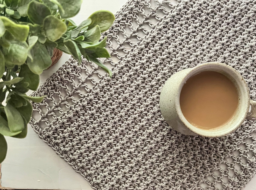 Trina Table Runner and Placemat: Crochet pattern