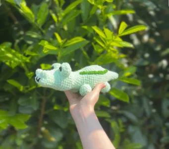 Alligator/crocodile crochet plushie