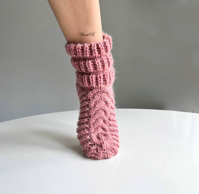 Socks Knitting Pattern, Cute Socks, Cozy Boot Socks, Wool Socks, Easy  Knitting Patterns, Digital Download, Knitting Gifts for Women, Ukraine 