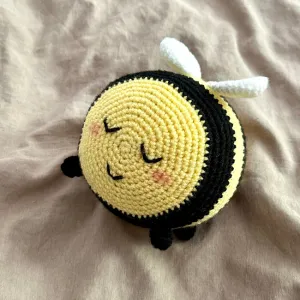 Round bee