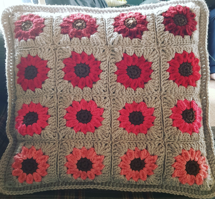 Crochet Gerbera Daisy Cushion Gerbera Daisy Pillow Crochet Photo Tutorial  Crochet Pattern 