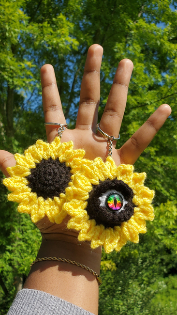 Sunflower Keychain Crochet Pattern