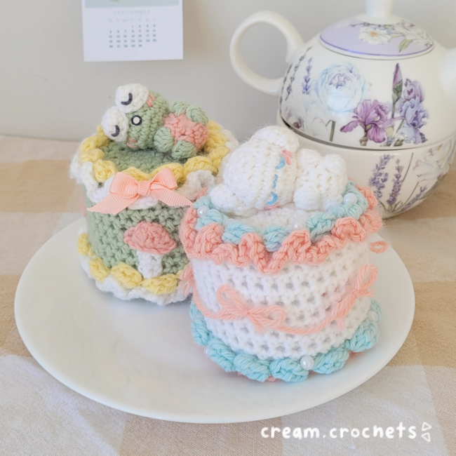 Birthday Cake - Crochet Cake - Cakes and Balloons by Debbie