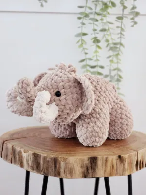Woolly the Mammoth (and Elephant)