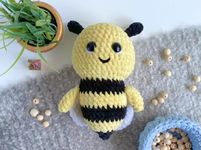 No Sew Plushie Bumble Bee