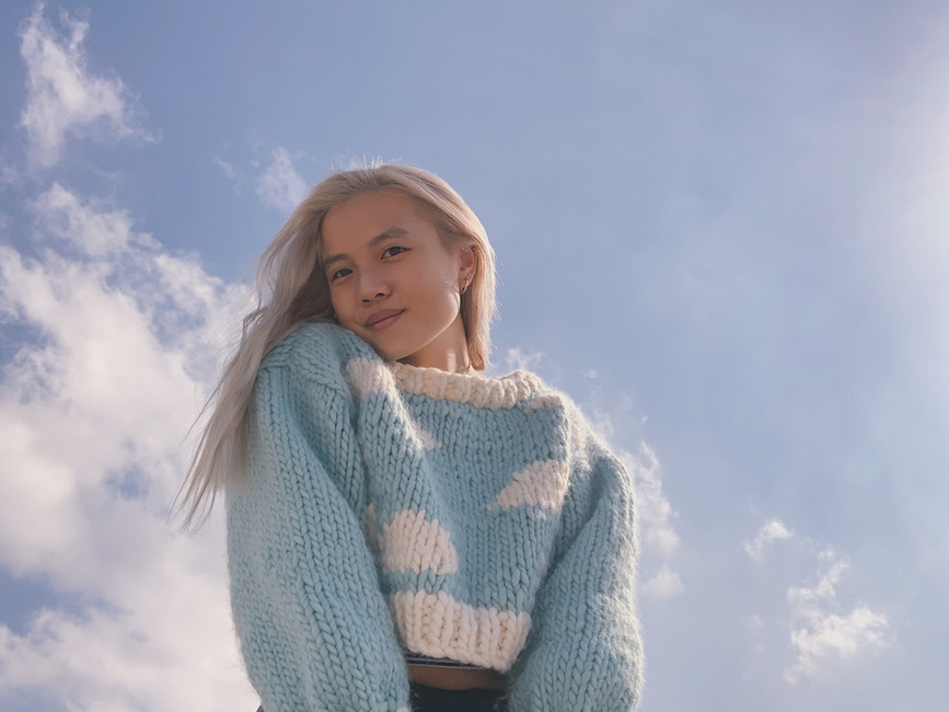 Blue and white intarsia cloud wool blend jumper