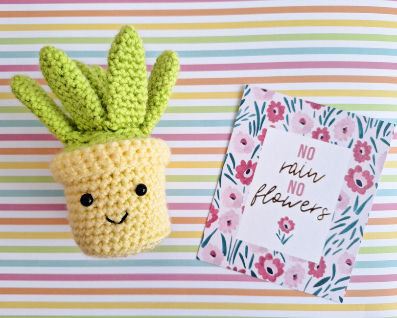 Cute Kawaii Crochet Plant: Crochet pattern