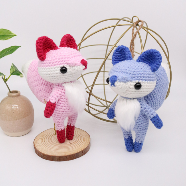 Amigurumi fox in glasses (free crochet pattern)