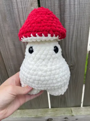 No-Sew Chunky Mushroom Guy