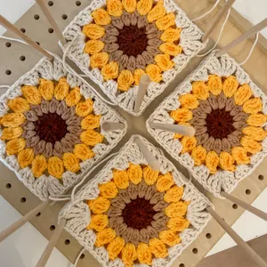 Sunflower Granny Square Pattern