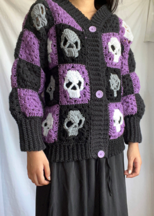 Skull granny square cardigan. Right on time for Spooky Season! : r