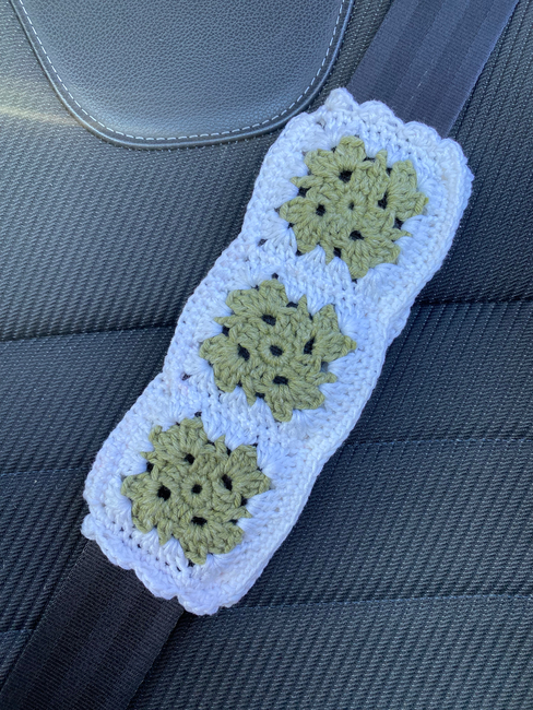 Sunflower seat belt cover: Crochet pattern | Ribblr