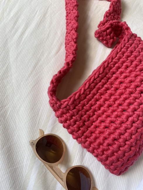 Little crochet bag: Crochet pattern | Ribblr