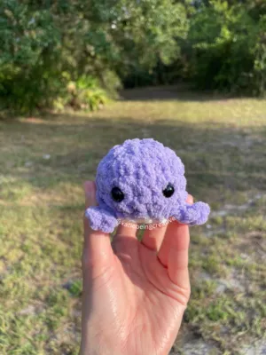 No-Sew Mini Whale Crochet Pattern