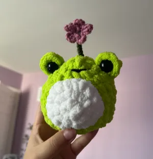 Crochet Frog with Flower
